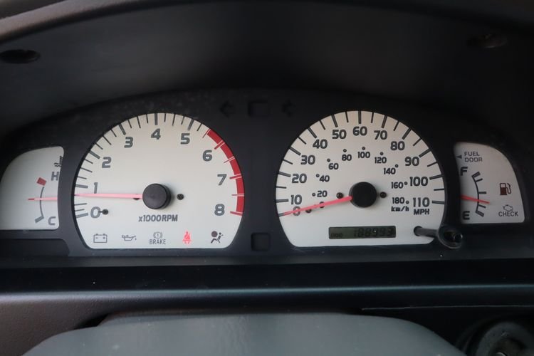 
								2004 Toyota Tacoma preRunner full									