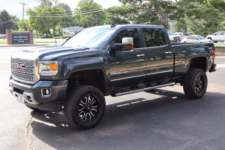 
								2019 GMC sierra 2500HD Denali full									
