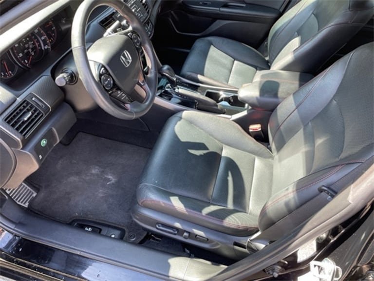 
								2017 Honda account sport SE full									