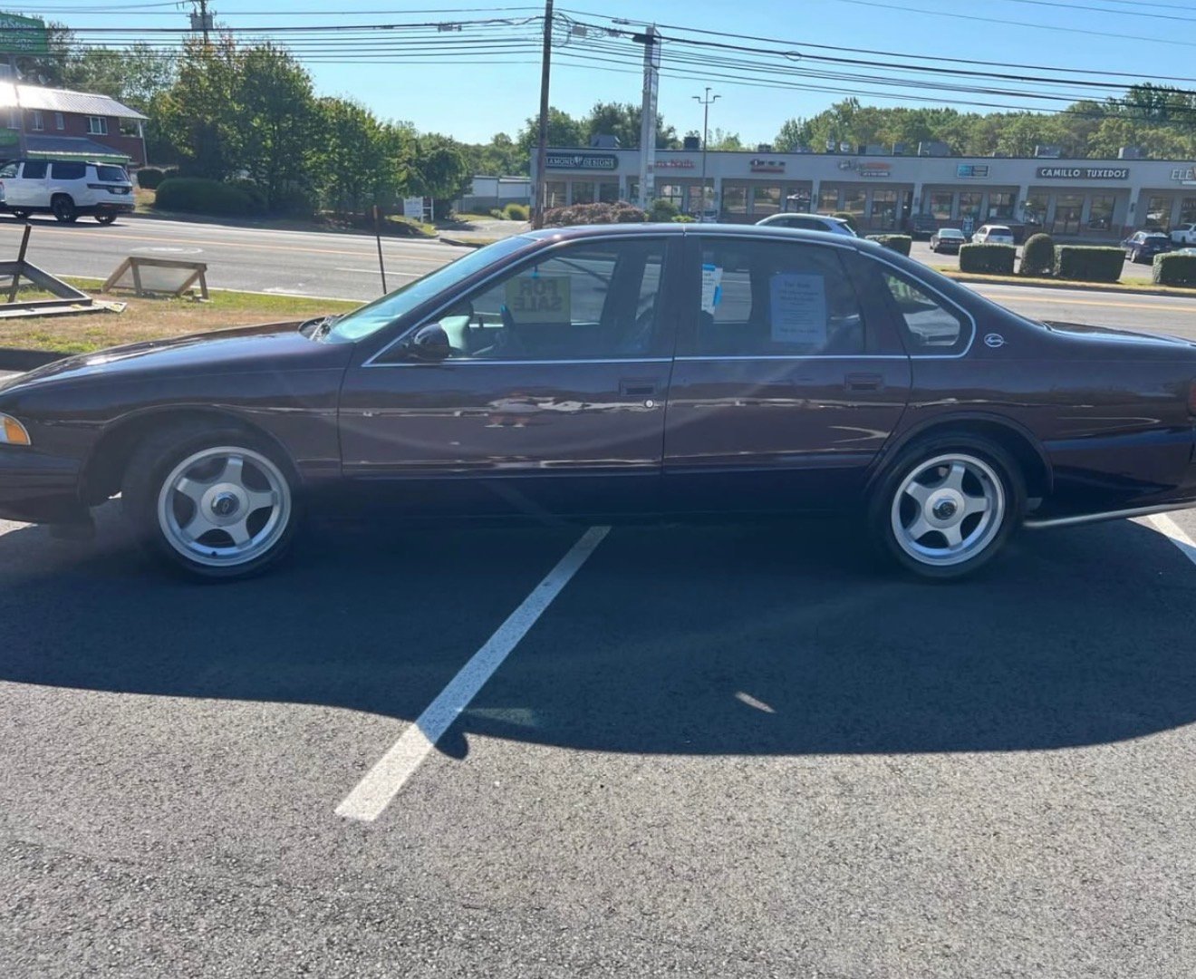 
								1996 Chevrolet impala SS sedan full									