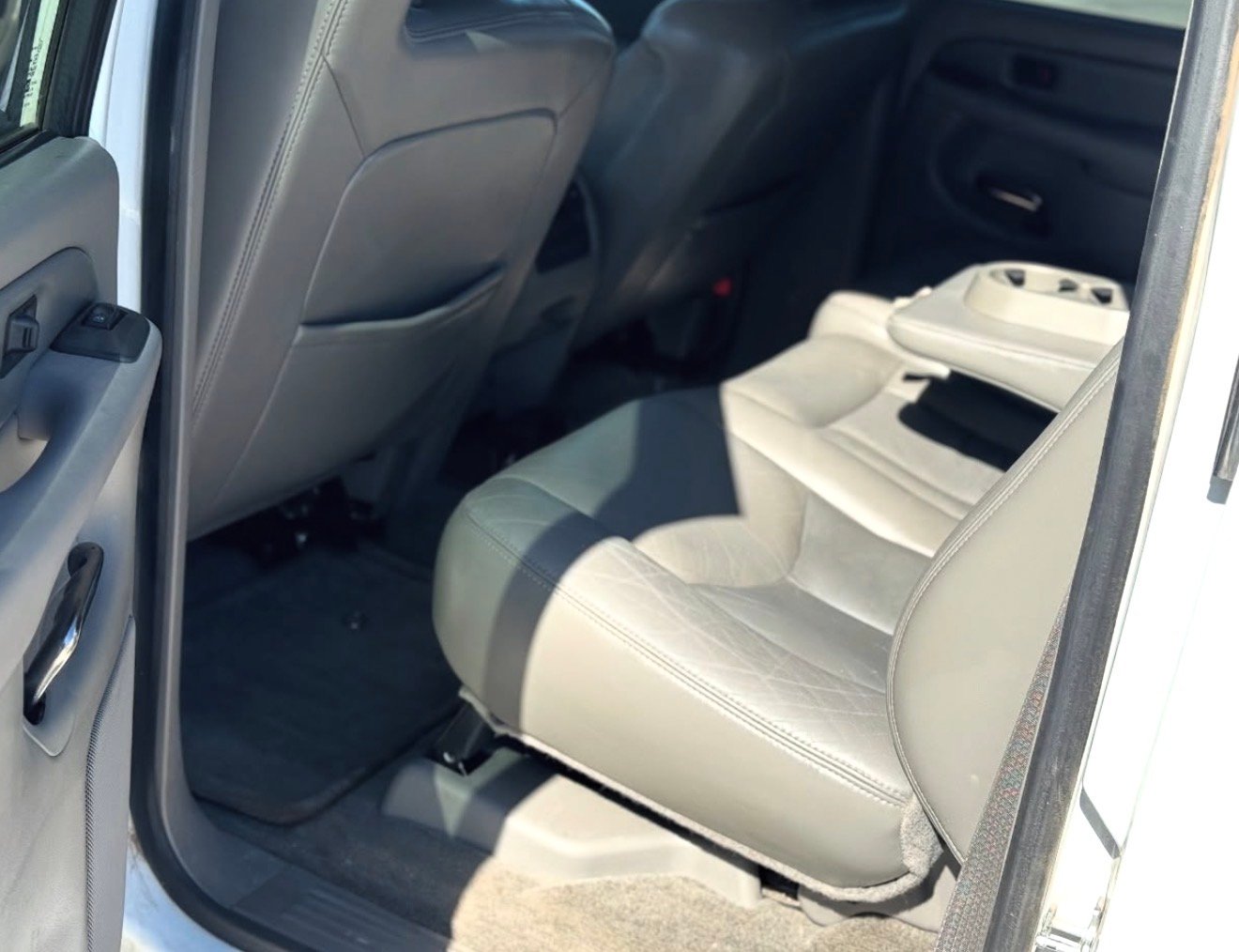 
								2005 GMC sierra Denali full									