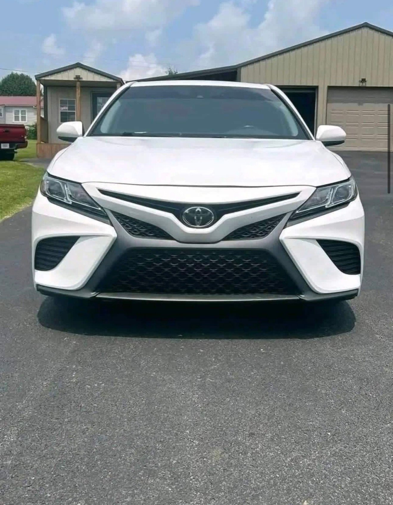 
								2019 Toyota Camry SE full									