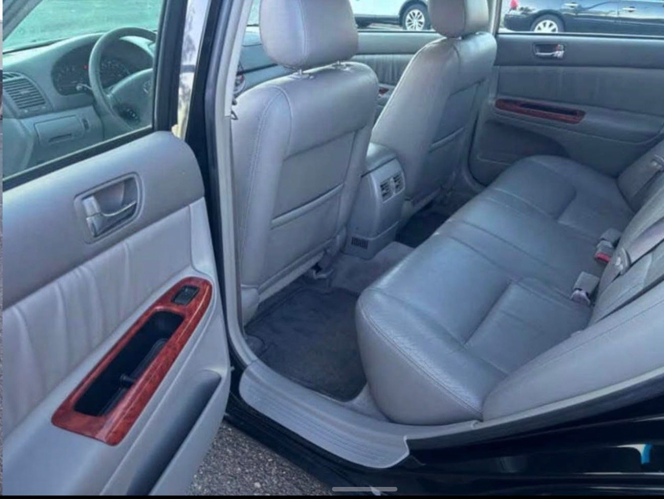 
								Toyota Camry XLE 2002 full									