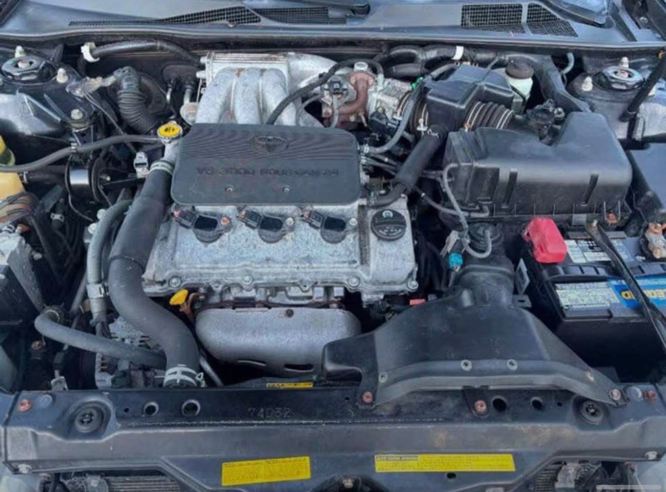 
								Toyota Camry XLE 2002 full									