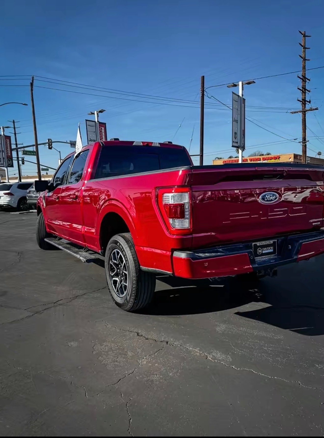 
								2022 ford f-150 lariat full									
