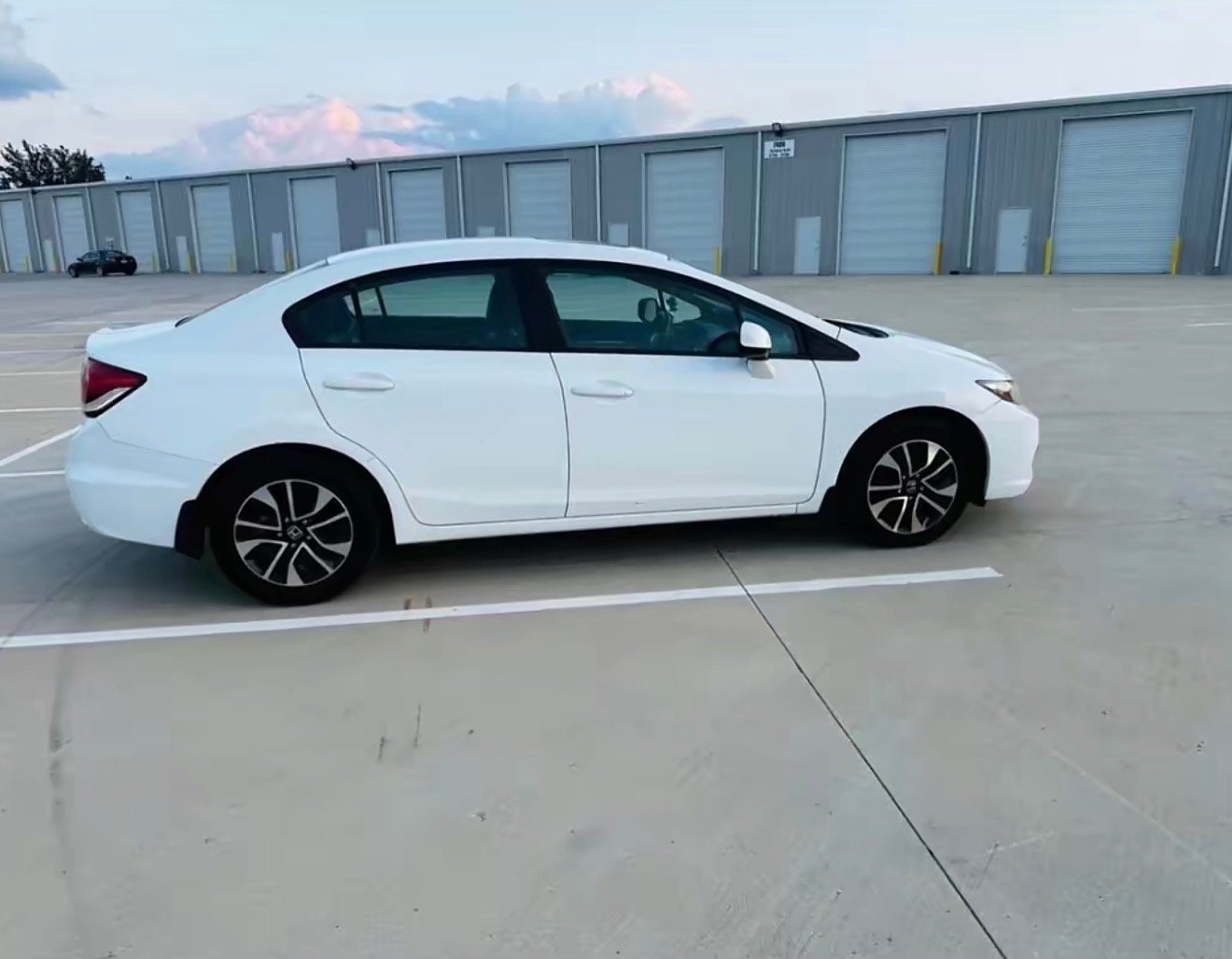 
								2013 Honda Civic • EX-L Sedan 4D full									