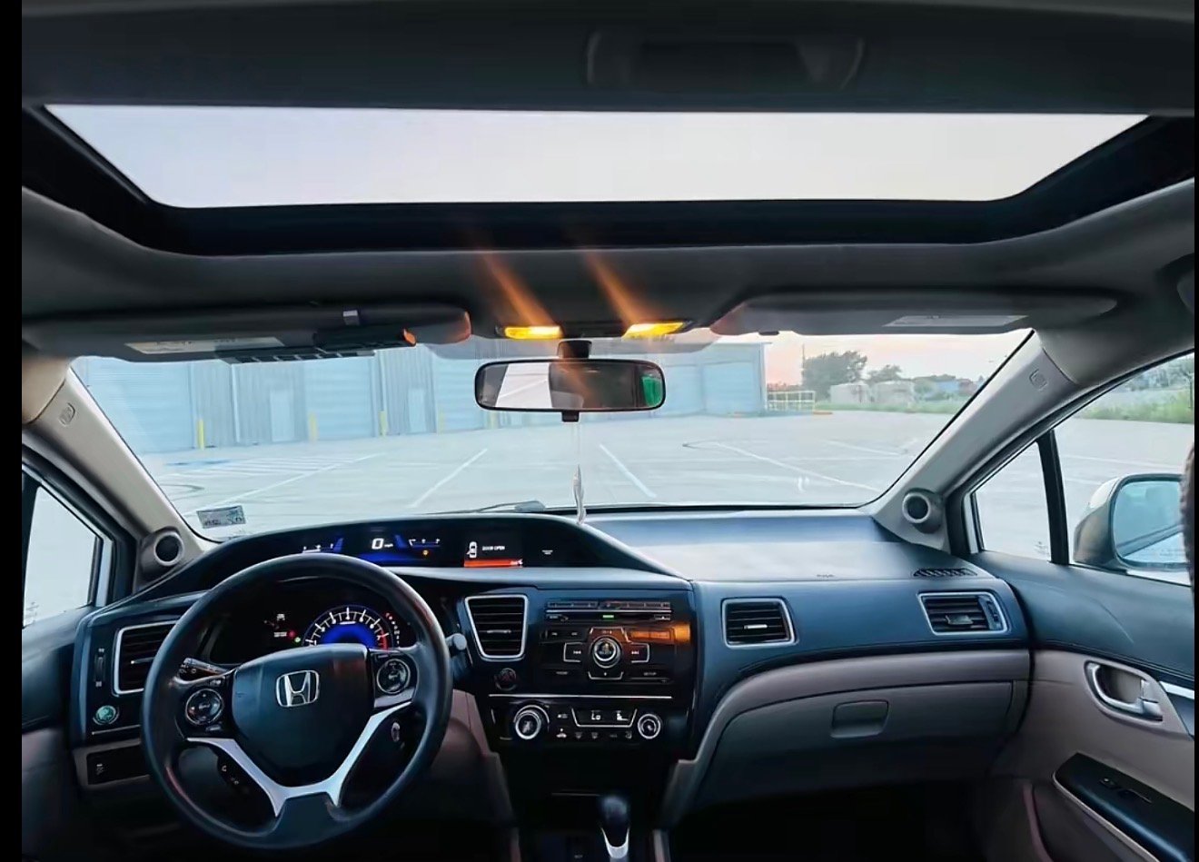 
								2013 Honda Civic • EX-L Sedan 4D full									