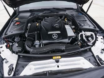 
								2015 Mercedes-Benz C 300 full									
