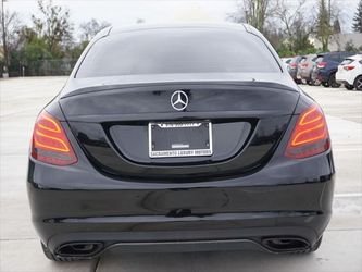 
								2015 Mercedes-Benz C 300 full									