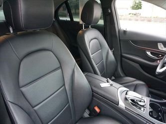 
								2015 Mercedes-Benz C 300 full									