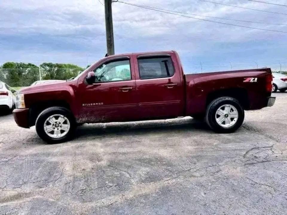 
								2013 Chevrolet Silverado 1500 LT full									