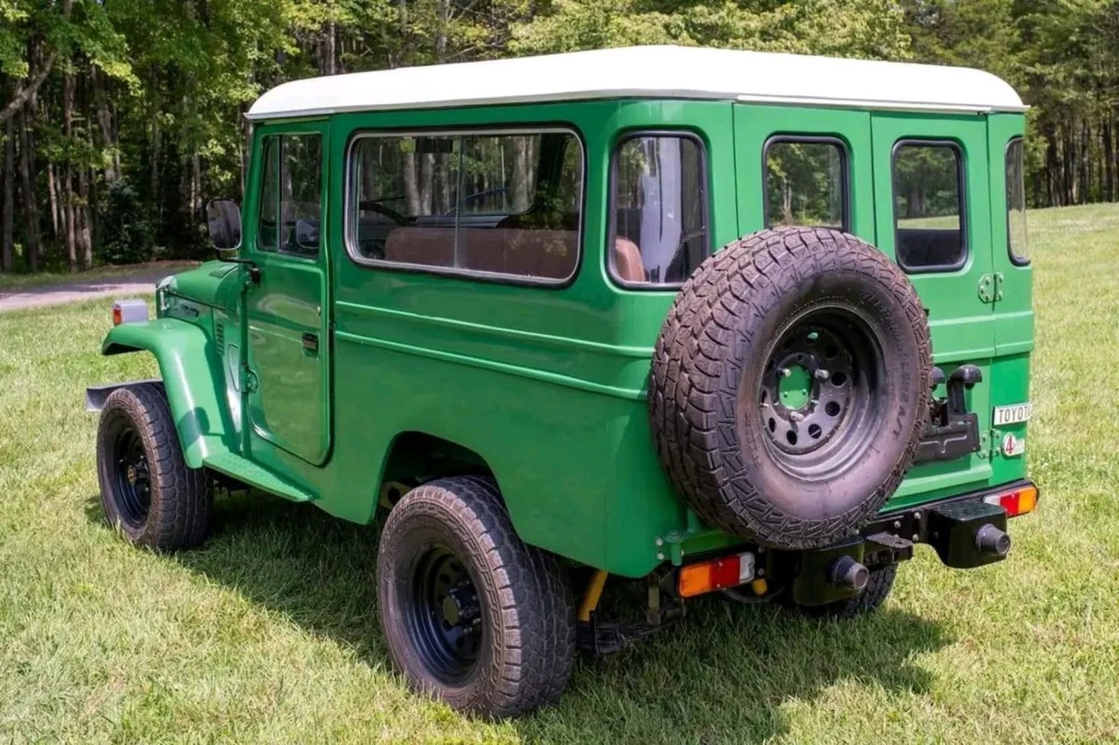 
								1974 Toyota Land Cruiser full									