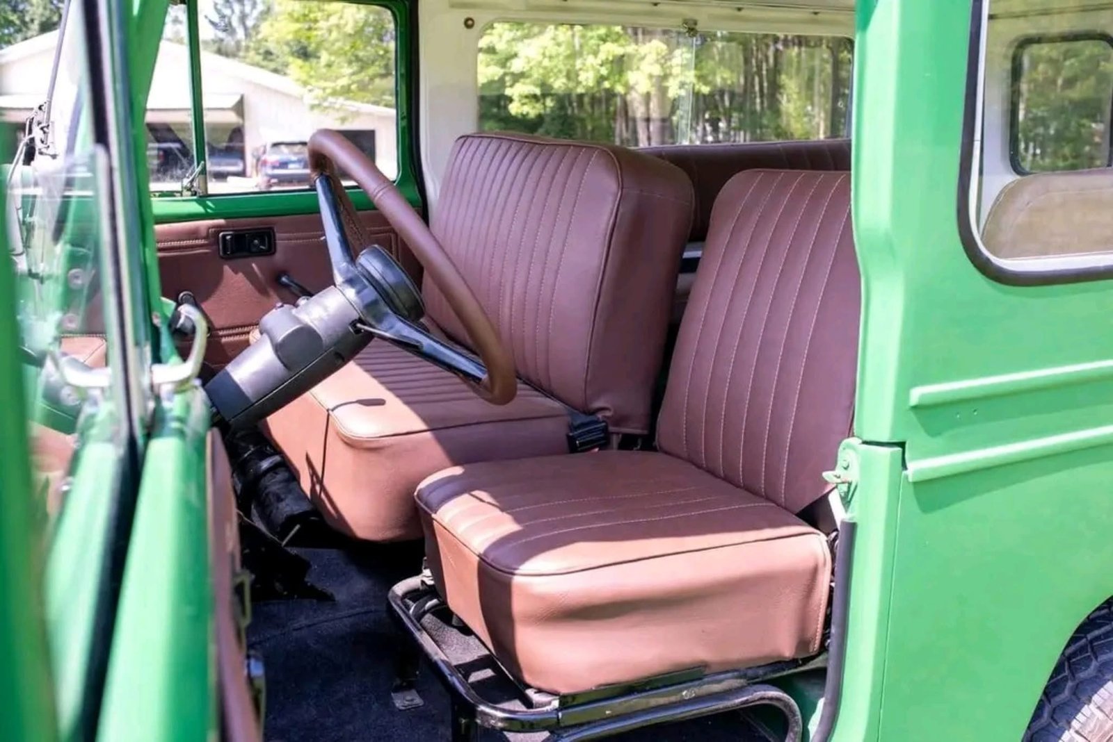 
								1974 Toyota Land Cruiser full									