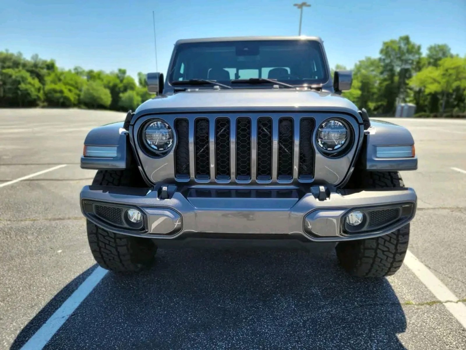
								2021 Jeep Gladiator High Altitude full									