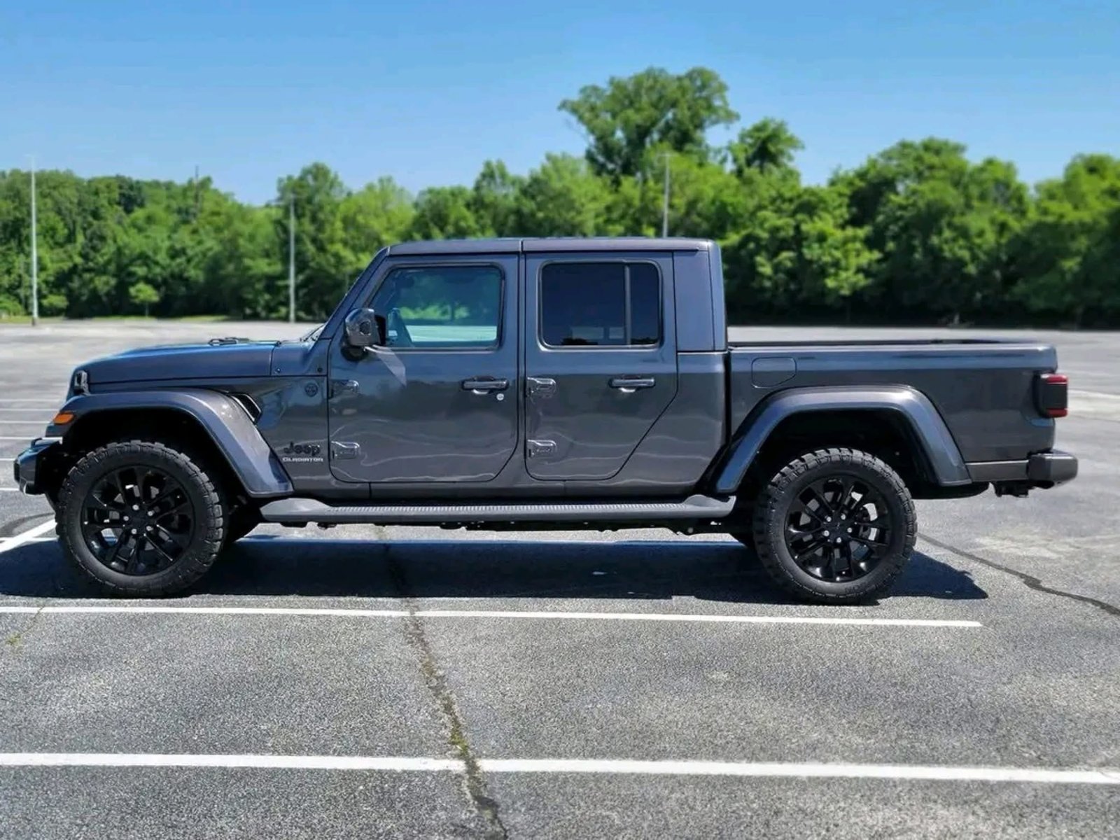 
								2021 Jeep Gladiator High Altitude full									