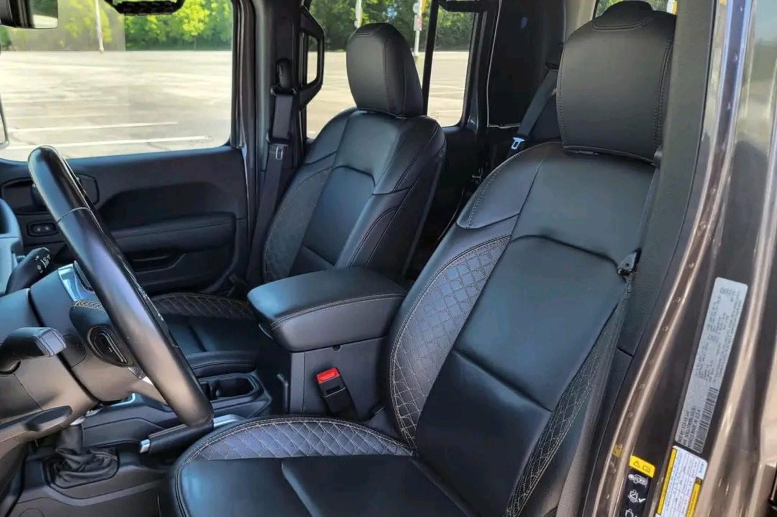 
								2021 Jeep Gladiator High Altitude full									