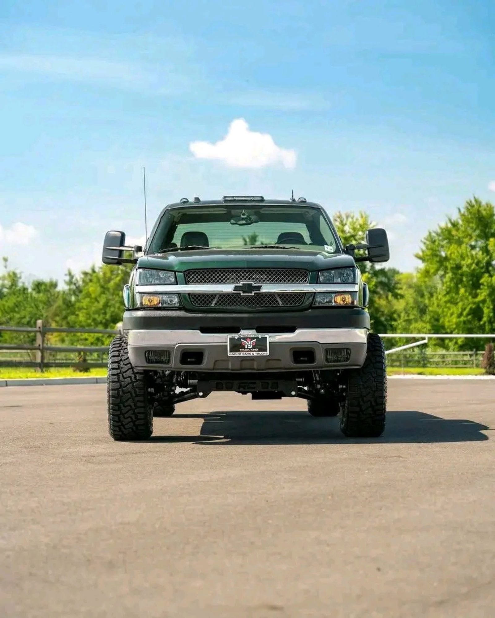 
								2004 Chevrolet 2500HD X-Cab full									