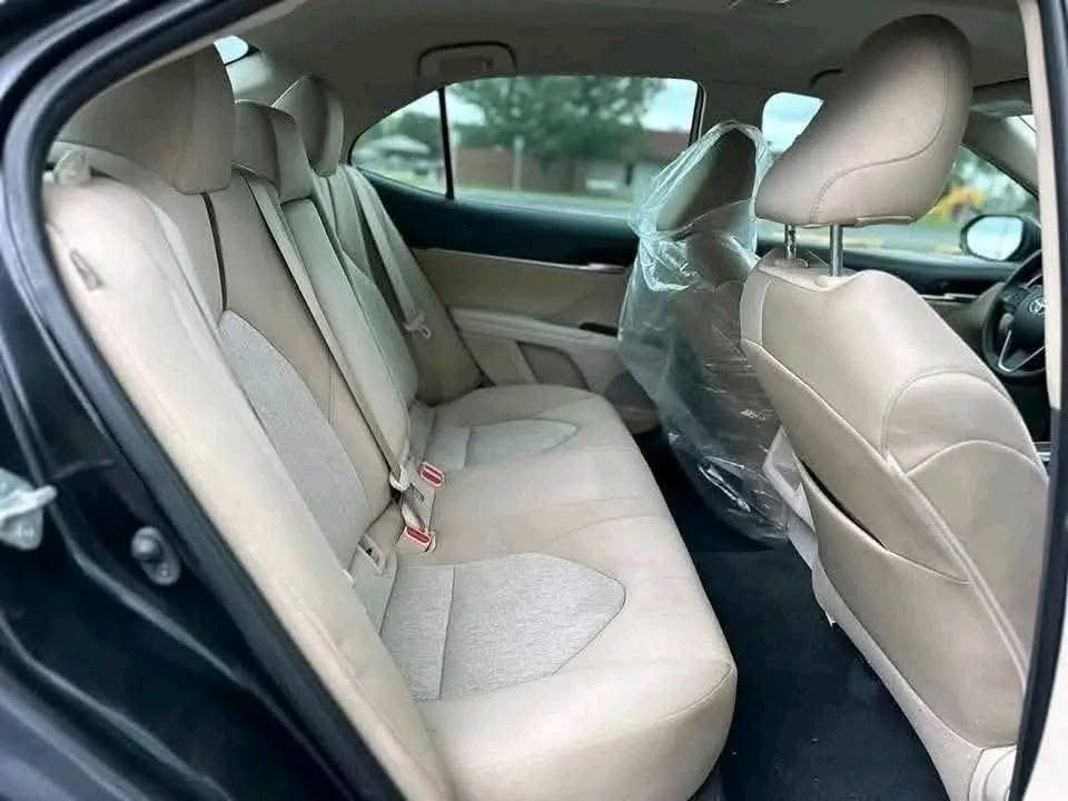 
								2019 Toyota Camry full									