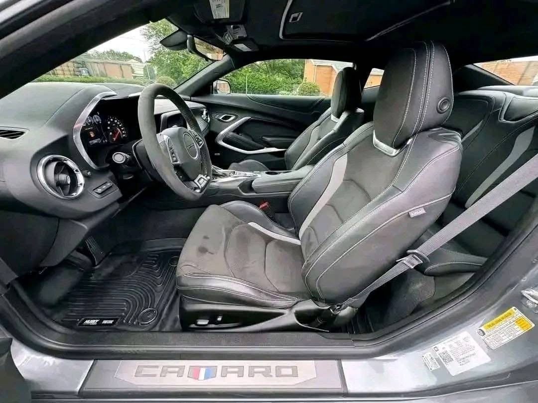 
								2022 Chevy Camaro 2SS 1 LE PACKAGE full									