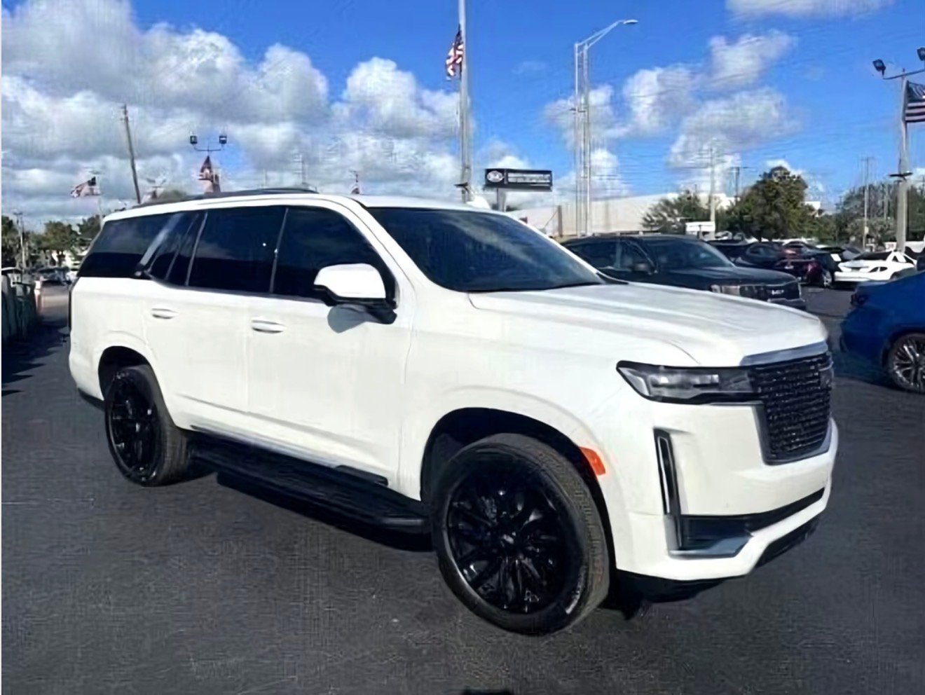 
								2022 Cadillac Escalade full									