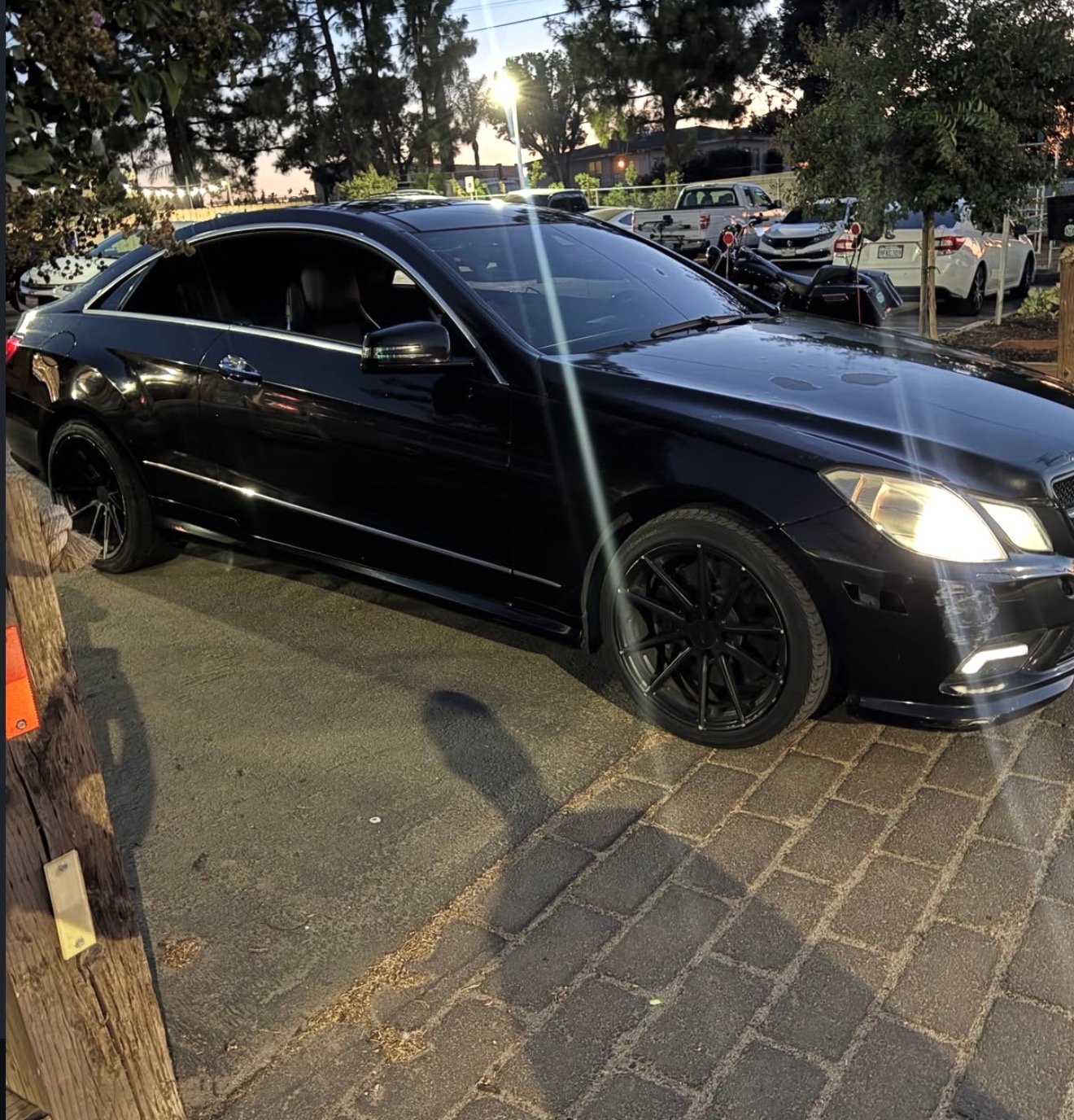 
								2011 Mercedes Benz E550|3,500 full									
