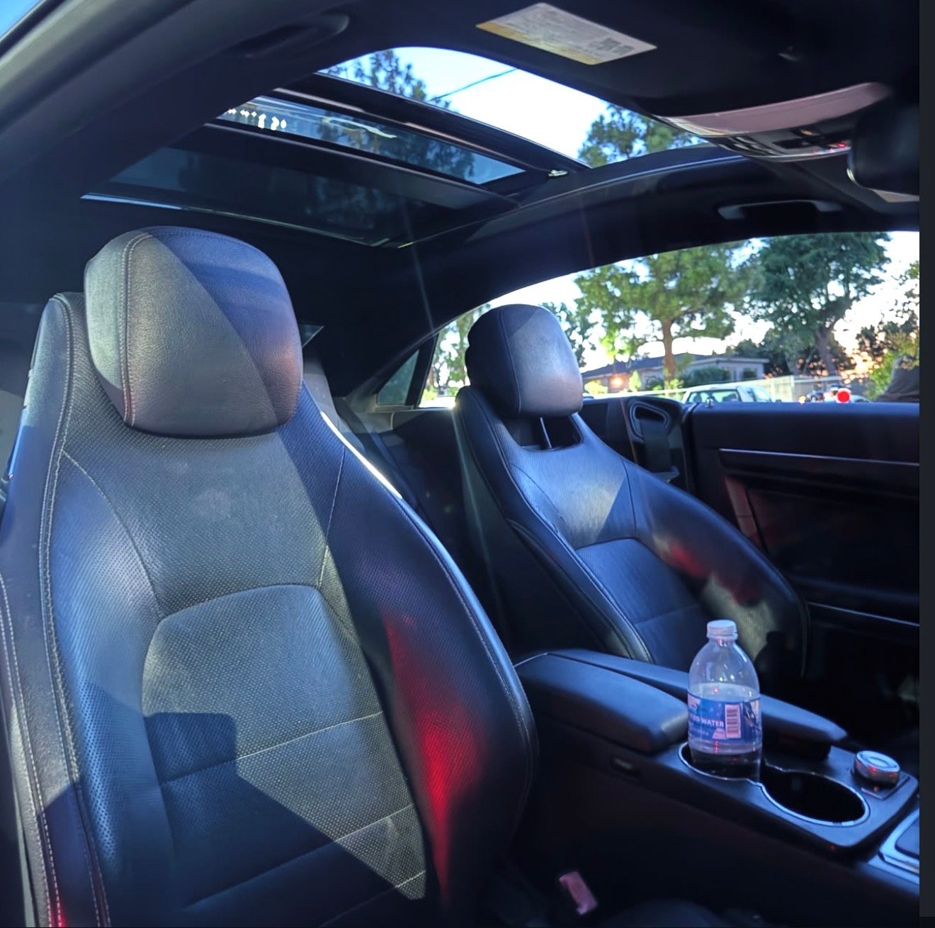 
								2011 Mercedes Benz E550|3,500 full									