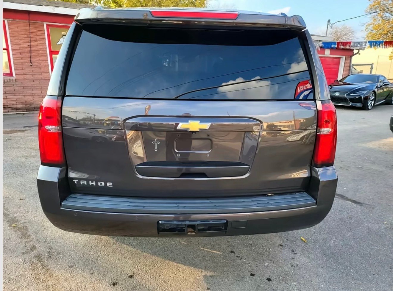 
								2015 Chevy Tahoe full									