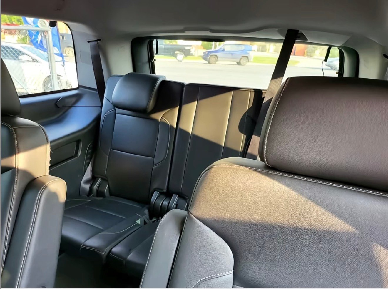 
								2015 Chevy Tahoe full									
