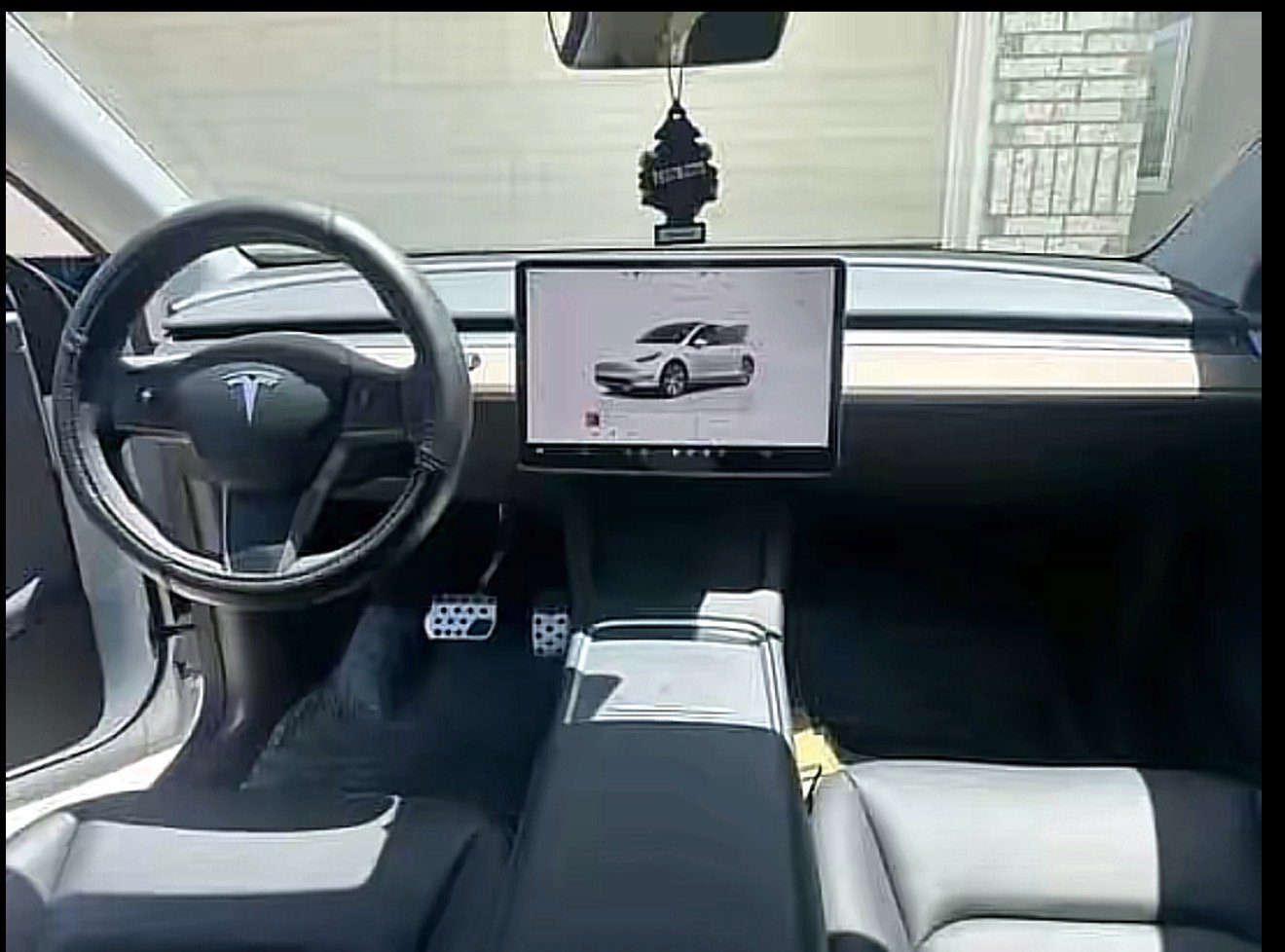 
								2024 Tesla Model Y Long Range AWD full									