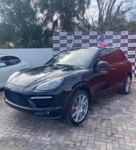2013 porche Cayenne GTS
