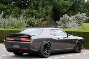 DODGE CHALLENGER HELLCAT SRT 2016