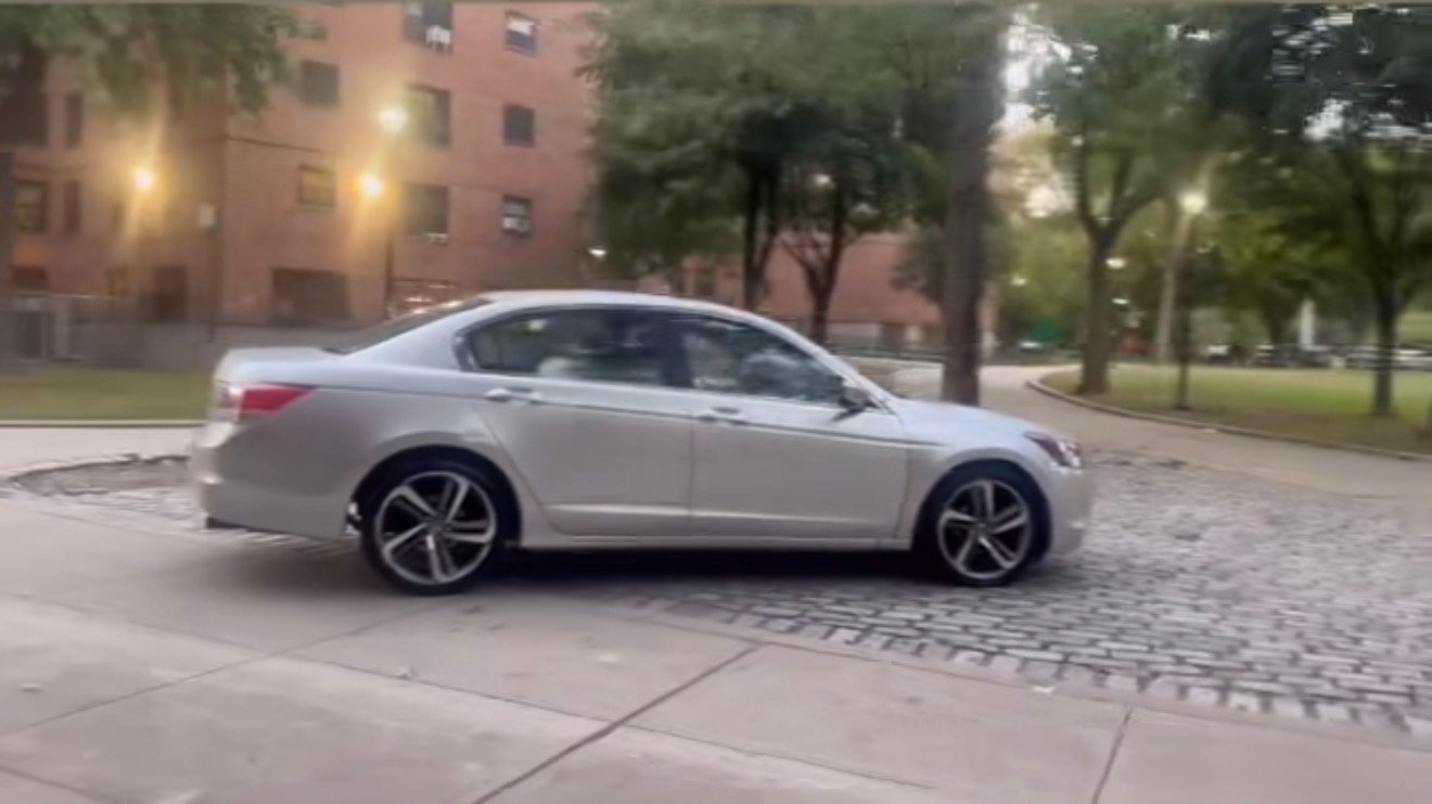 
								Honda accord 2010 full									