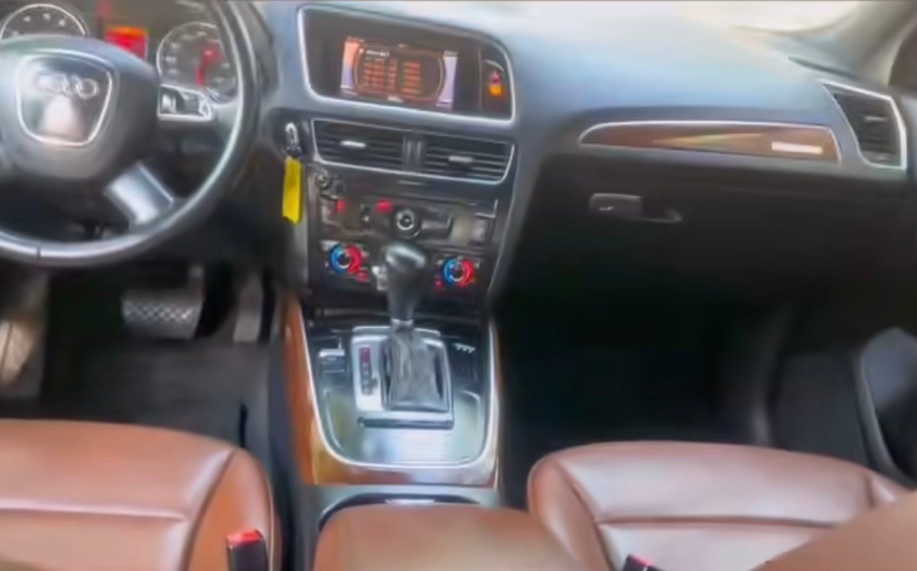 
								Audi Q5 2013 full									