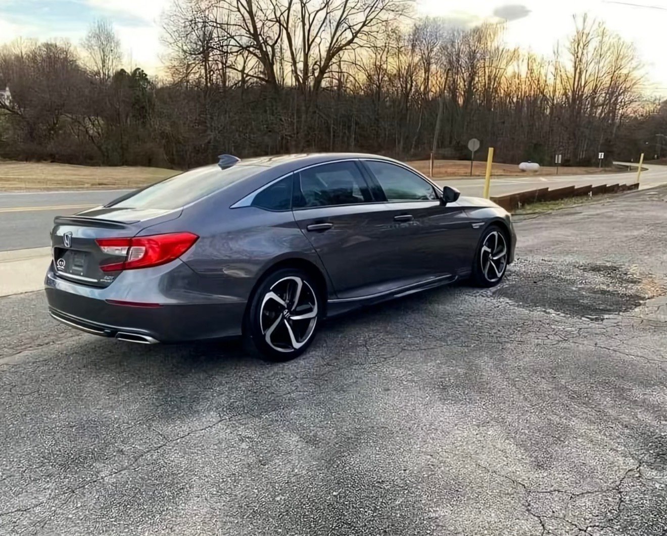 
								2018 Honda Accord 2.0 turbo sport full									