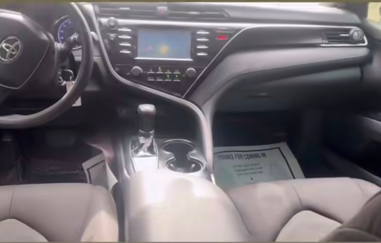
								Toyota Camry 2019 full									