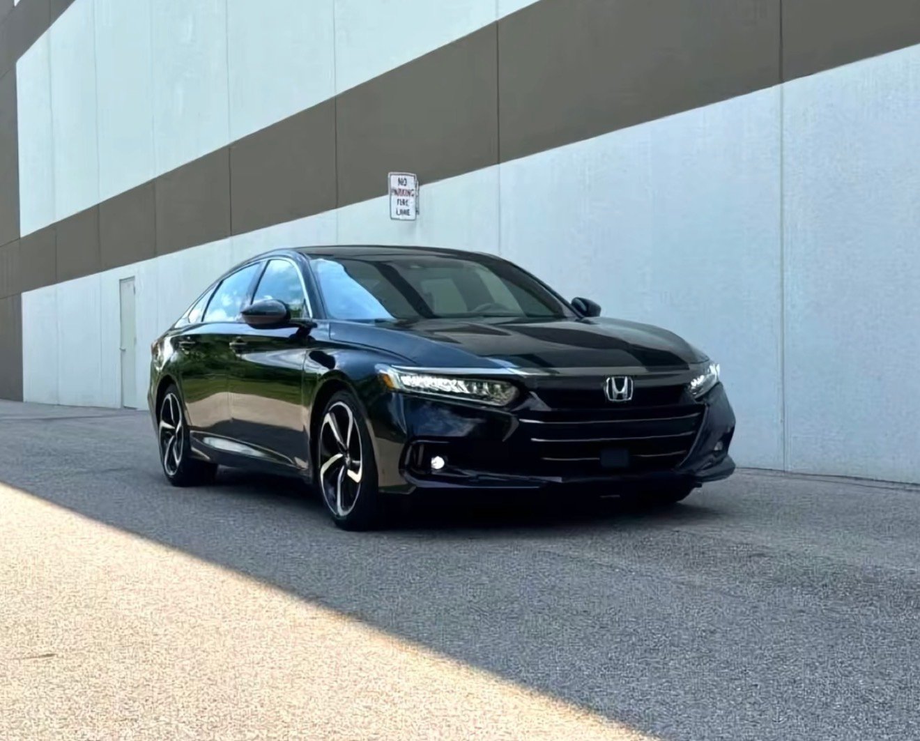 
								2022 Honda Accord Hybrid Sport full									