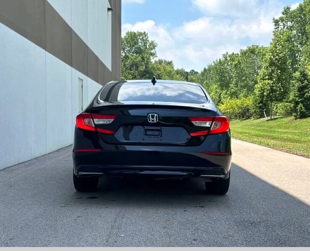 
								2022 Honda Accord Hybrid Sport full									