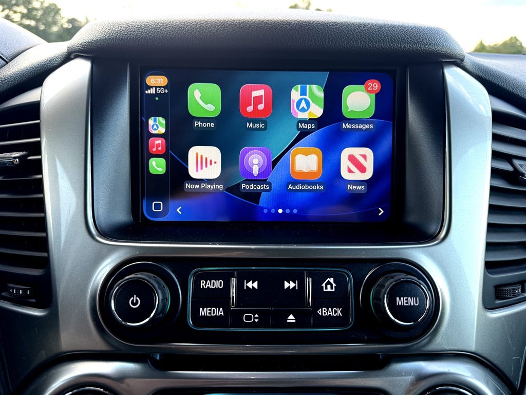 
								2019 Chevrolet Suburban 1500 LT full									