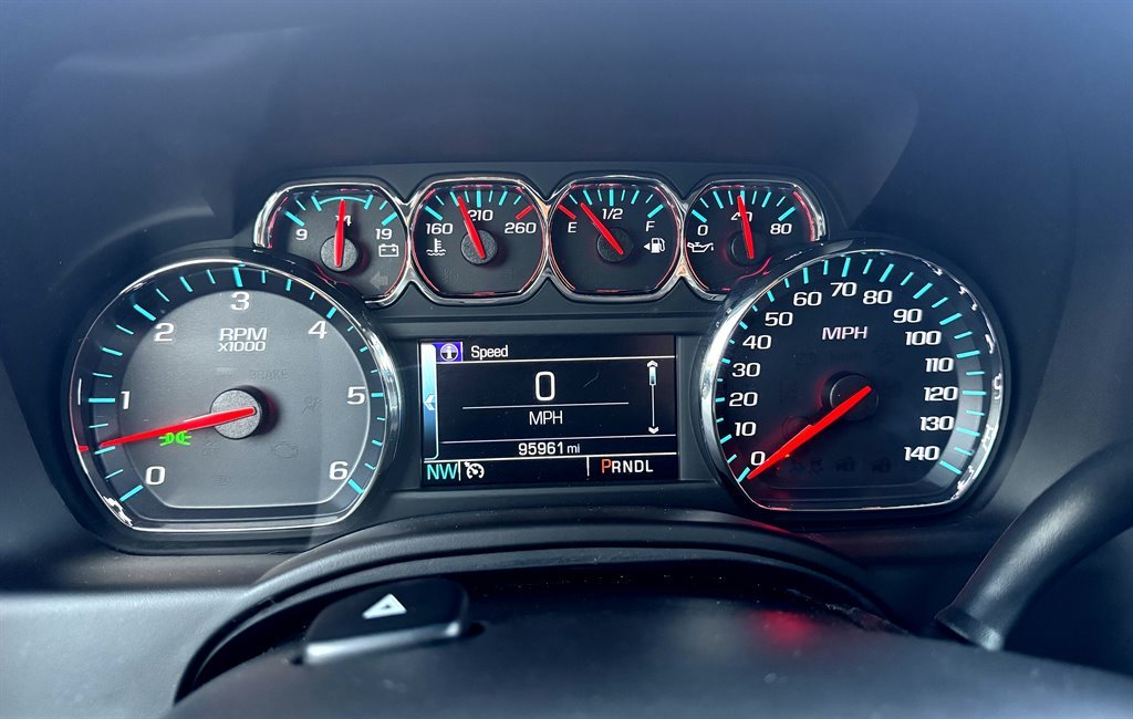 
								2019 Chevrolet Suburban 1500 LT full									