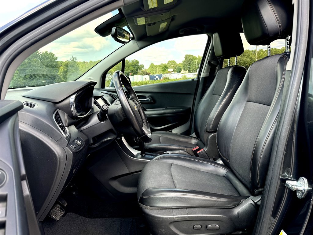 
								2017 Chevrolet Trax LT full									